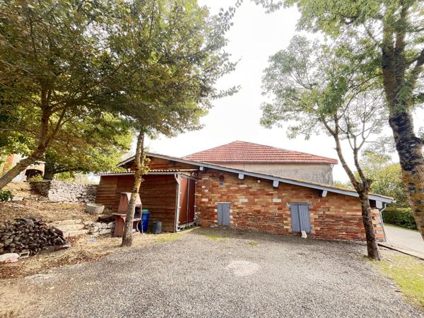 Saint-Cricq (32430) Dépôt Commercial / Grange à Aménager – Idéal Artisan, Entreprise ou Profession Libérale