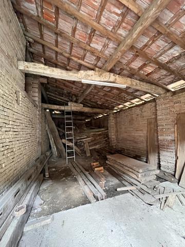 Saint-Cricq (32430) Dépôt Commercial / Grange à Aménager – Idéal Artisan, Entreprise ou Profession Libérale