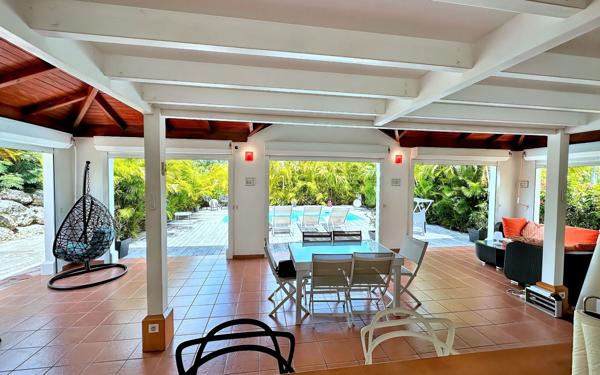 Maison à vendre    4 pièces • 112,68 m2 Saint-François