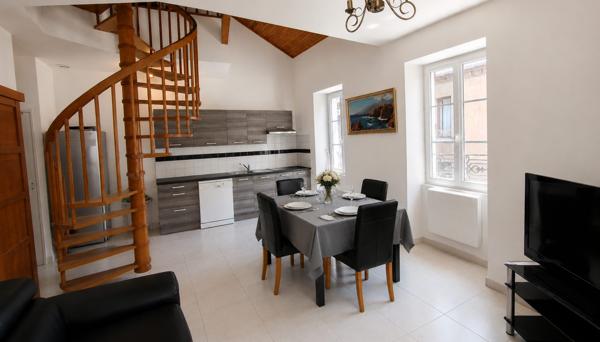 Immeuble dans Seyssel
