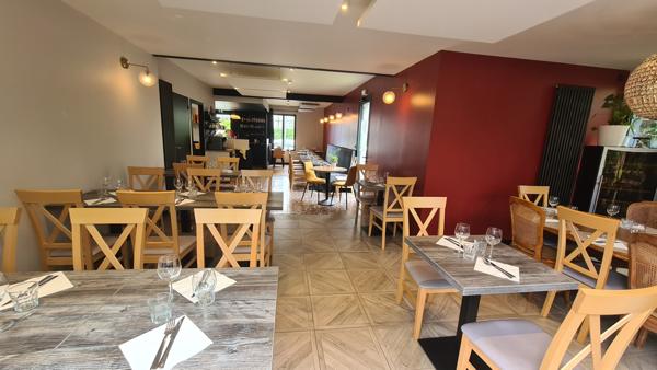 Fonds De Commerce - 200 m²