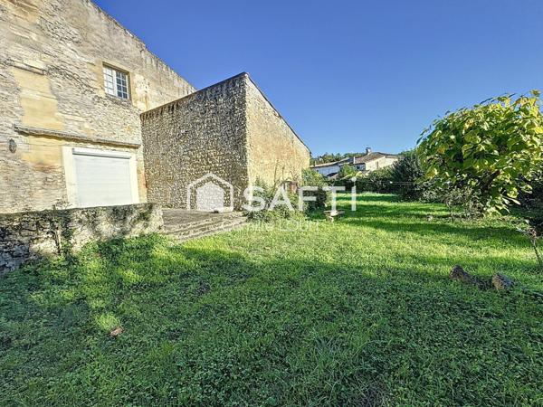 Très belle maison en pierre au coeur de Cambes