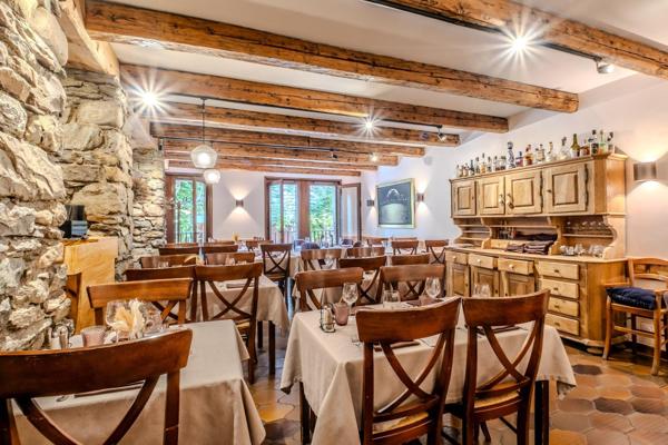 Restaurant typique à Yvoire ( 74140 ) avec terrasse