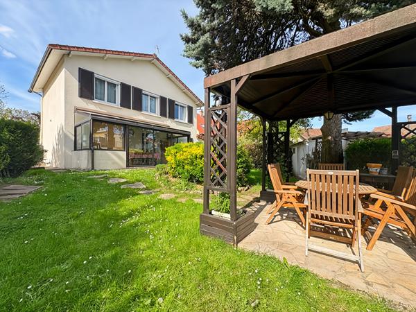Maison 5 chambres quartier du Lac Verrières-le-Buisson, DPE C ,Proche RER B