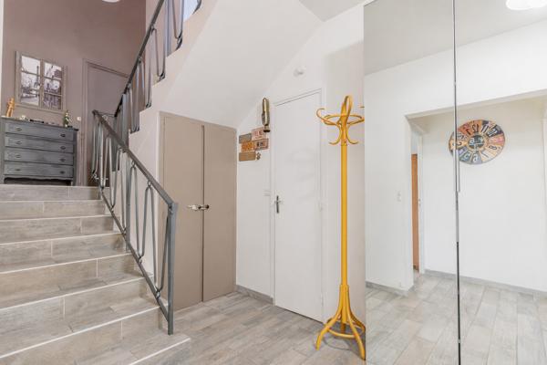 Maison 5 chambres quartier du Lac Verrières-le-Buisson, DPE C ,Proche RER B