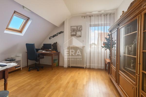 Maison Ballancourt Sur sous sol total 6/8 pièces 4/6 chambres 148 m2