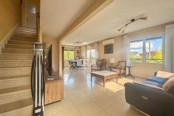 Maison Ballancourt Sur sous sol total 6/8 pièces 4/6 chambres 148 m2