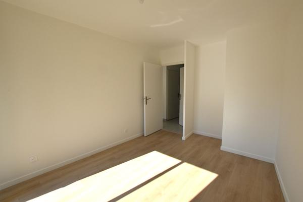 VENTE d'un appartement T3 (60 m²) à COMBS LA VILLE