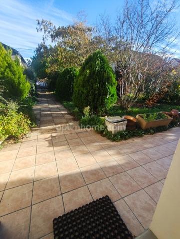 Maison plain pied de ville avec terrain située à Châteauroux