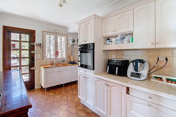 A VENDRE EN EXCLUSIVITE ! Draguignan - 6 pièces, 4 chambres, grand terrain