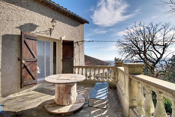 A VENDRE EN EXCLUSIVITE ! Draguignan - 6 pièces, 4 chambres, grand terrain