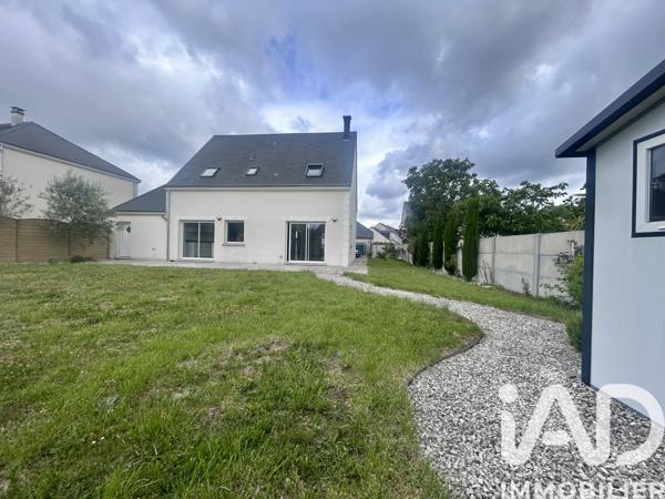 Maison à vendre 5 pièces 126 m² Orléans