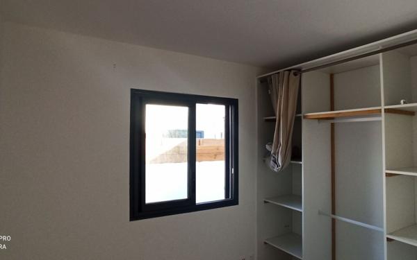 Maison à louer    3 pièces •  Saint-Pierre