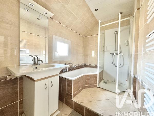 Maison à vendre 4 pièces 78 m² Sainte-Geneviève-des-Bois