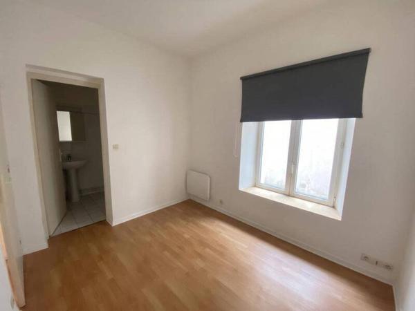 Appartement 2 pièces                                        - 44000 Nantes Réf : 12024