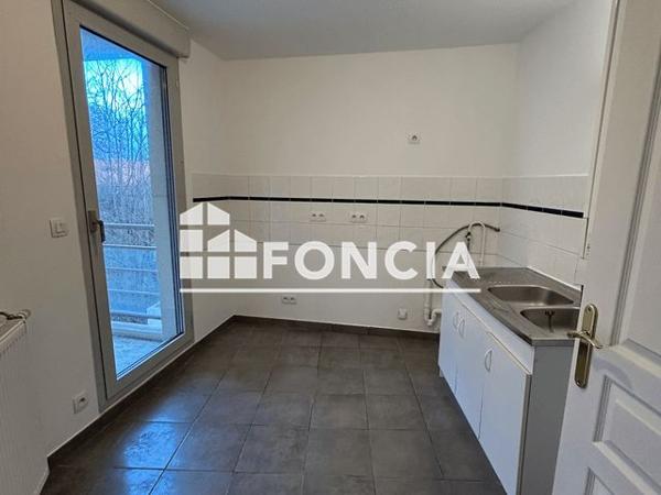 Location Appartement 4 pièces 81.77 m² - 18 RUE DES NEUFS SOLEILS RESIDENCE MARIVAUX APPART F13 Clermont Ferrand 63000