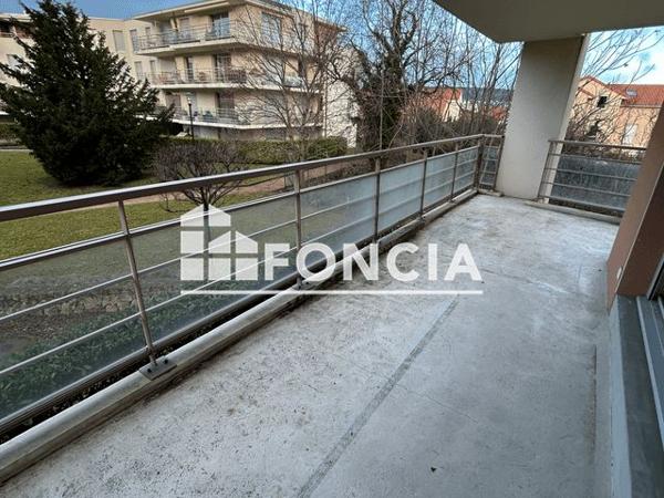 Location Appartement 4 pièces 81.77 m² - 18 RUE DES NEUFS SOLEILS RESIDENCE MARIVAUX APPART F13 Clermont Ferrand 63000