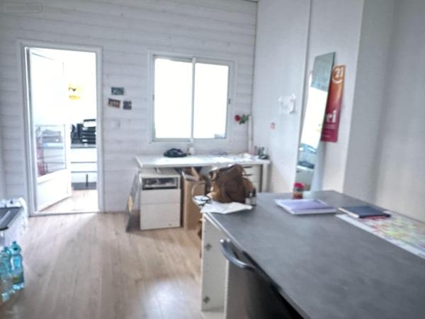 Local Professionnel et commercial à vendre à La Teste-de-Buch en Gironde (33260), ref : 147/838 CENTRE VILLE