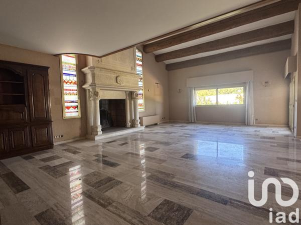 Maison à vendre 8 pièces 390 m² Nîmes-Saint-Césaire