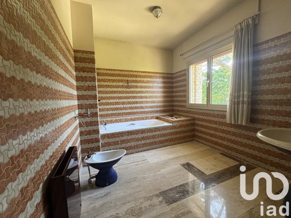 Maison à vendre 8 pièces 390 m² Nîmes-Saint-Césaire