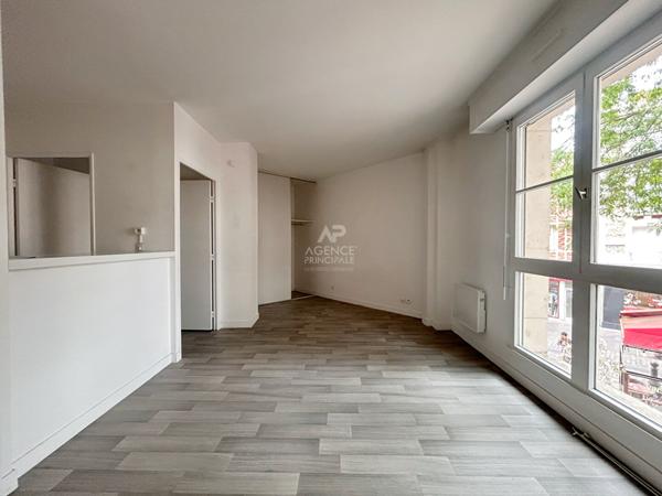 Appartement Poissy 1 pièce(s) 25.10 m2 Loyer 750 €/mois charges comprises **  - Référence  9253