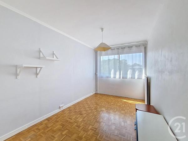 Appartement F5 à vendre  5 pièces - 104,61 m2 FRESNES - 94