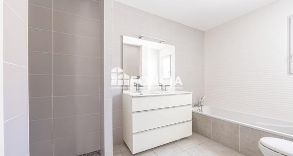 À vendre Maison 4 pièces 107.85 m² - Vouillé 79230
