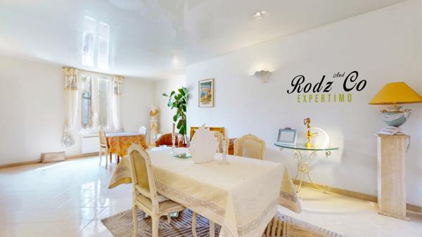 Apt (84400) Immeuble de Caractère au Cœur Historique d’Apt – Une Invitation à l’Histoire et à l’Investissement