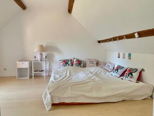 Longère familiale alliant charme de l'ancien et modernité  proche l'Aigle