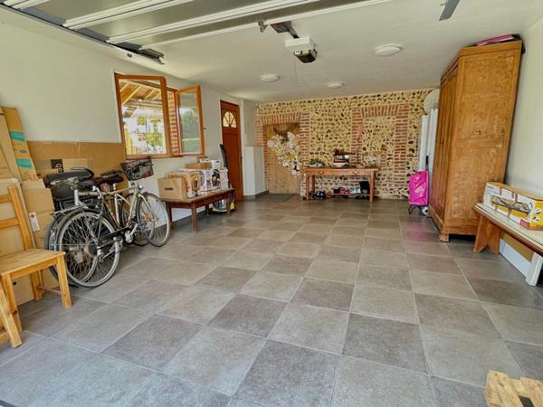 Longère familiale alliant charme de l'ancien et modernité  proche l'Aigle