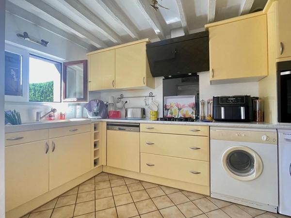 Longère familiale alliant charme de l'ancien et modernité  proche l'Aigle