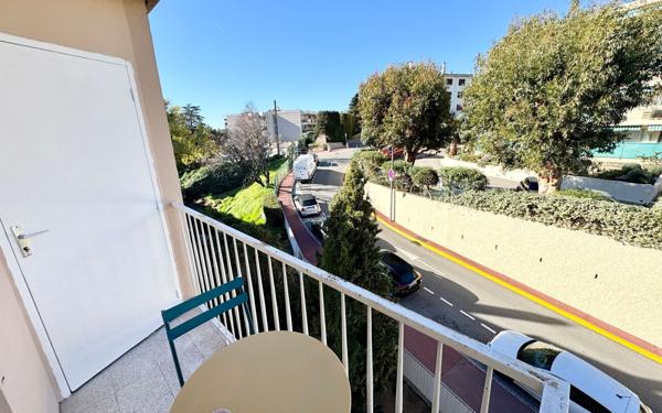 Appartement à vendre    3 pièces • 55 m2 Cannes
