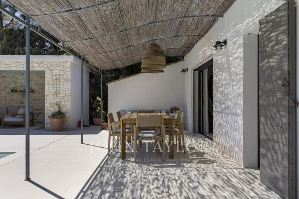 La Cadière-d'Azur – Villa de plain-pied rénovée avec piscine, 4 suites et pool house