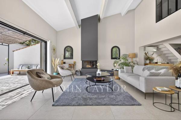 La Cadière-d'Azur – Villa de plain-pied rénovée avec piscine, 4 suites et pool house