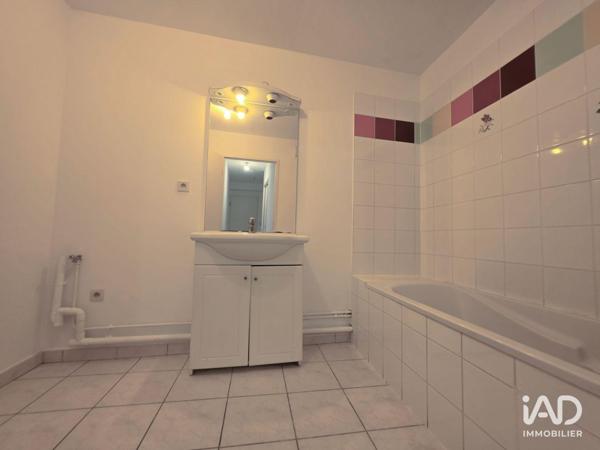Location appartement 3 pièces 71 m² Jarville-la-Malgrange
