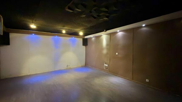 MAISON 6 PIÈCES 141 M² - ATHIS-MONS -  JARDIN, SOUS-SOL ET TERRASSE