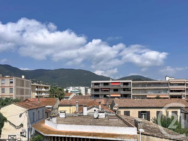 Appartement F2 Bis à vendre  2 pièces - 34 m 2   CAVALAIRE SUR MER  - 83