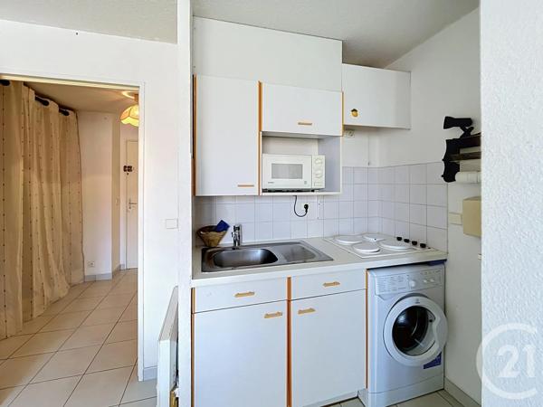 Appartement F2 Bis à vendre  2 pièces - 34 m 2   CAVALAIRE SUR MER  - 83