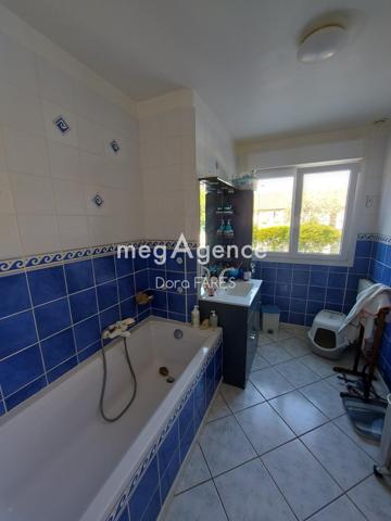 Maison à PLAISIR, 78370 - 8 pièces 176m²