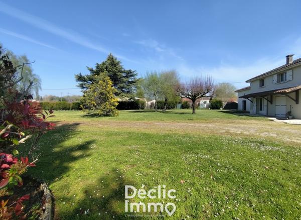Vente maison en pierre La rochefoucauld, 292m² 9 pièces 255 000€ avec garage