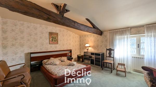 Vente maison en pierre La rochefoucauld, 292m² 9 pièces 255 000€ avec garage