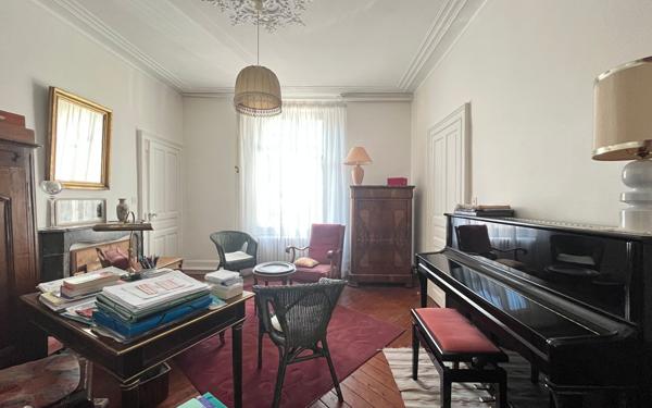 Maison à vendre    6 pièces •  Alençon