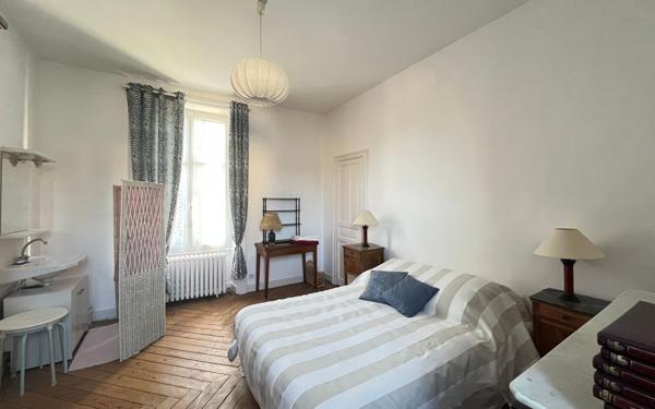 Maison à vendre    6 pièces •  Alençon