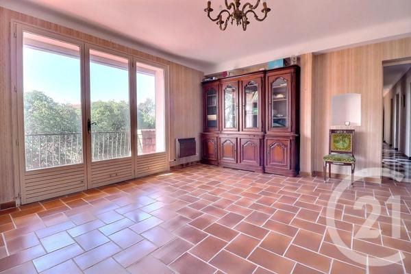 Maison à vendre  7 pièces - 199,28 m 2   ROQUEBRUNE SUR ARGENS  - 83