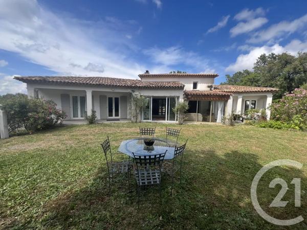 Maison à vendre  7 pièces - 199,28 m 2   ROQUEBRUNE SUR ARGENS  - 83