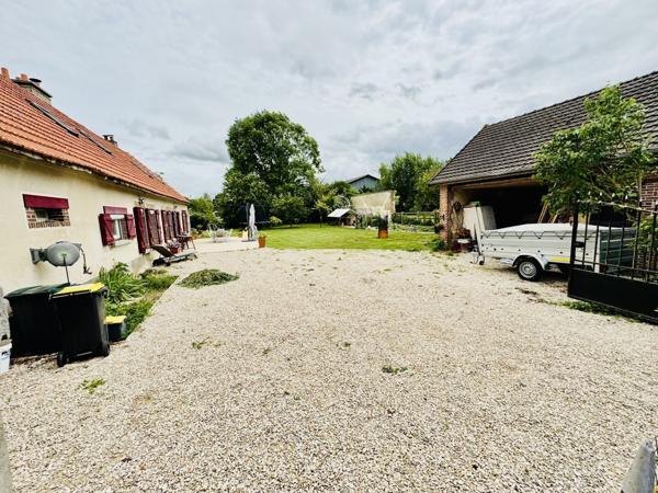 Longère 6 pièces 180m2 + grange sur 1356m2