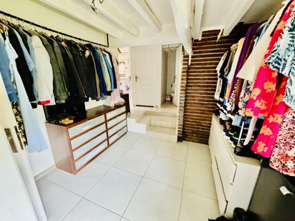 Longère 6 pièces 180m2 + grange sur 1356m2