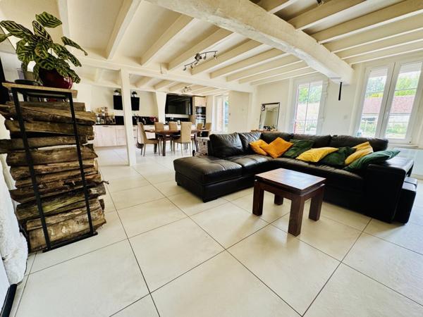 Longère 6 pièces 180m2 + grange sur 1356m2