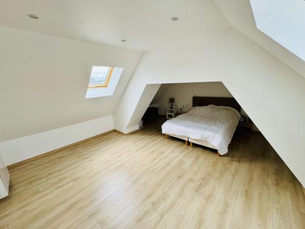 Longère 6 pièces 180m2 + grange sur 1356m2