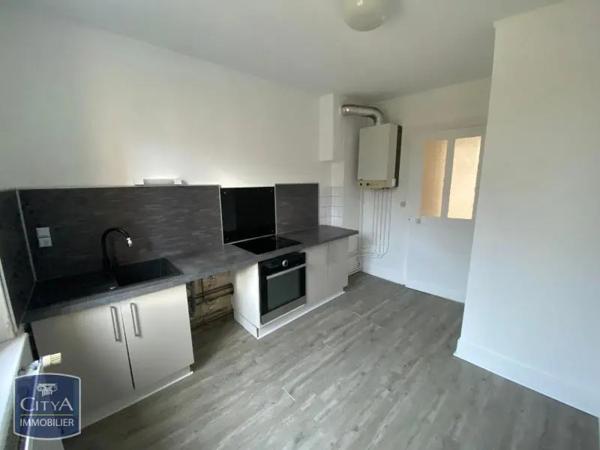 Appartement à louer 4 pièces 84.52m² Charleville-Mézières (08000)